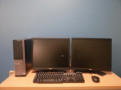 M11 Dell Optiplex 790 Desktop W Dual 19 Lcd Monitor